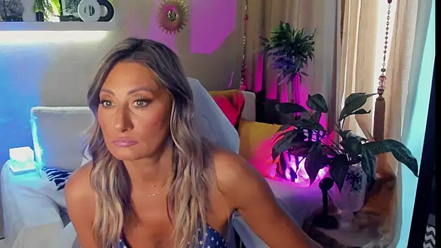 SarahAlluring online show from July 2026 08:18:01 AM