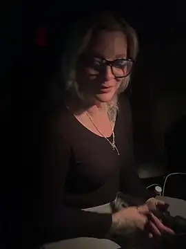 Curvy-Cleo online show from October 2025 10:36:01 PM