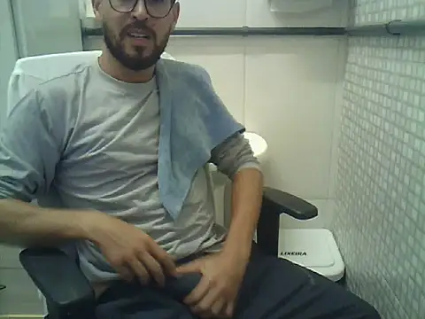 Snapshot of pdasgyn chatting on July 2026 07:16:02 PM pdasgyn online show from July 2026 07:16:02 PM