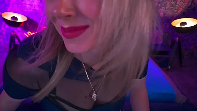 CandyLadyyy online show from March 2026 10:05:02 PM