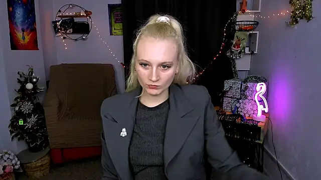 madam uliis online show from January 2026 03:27:02 PM