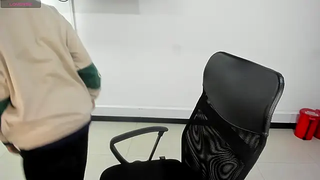 jenn cg online show from November 2025 10:04:02 PM