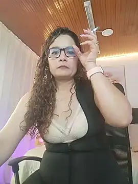 Snapshot of Rose_Thompson1 chatting on July 2026 01:40:01 PM Rose Thompson1 online show from July 2026 01:40:01 PM