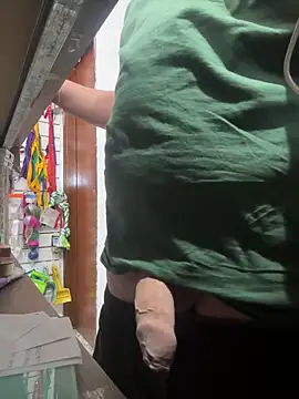 Snapshot of elninio_poya chatting on December 2025 07:53:01 PM elninio poya online show from December 2025 07:53:01 PM