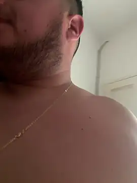 Snapshot of elninio_poya chatting on March 2026 05:01:02 PM elninio poya online show from March 2026 05:01:02 PM