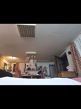 Snapshot of svenpfeifer chatting on December 2025 05:19:02 PM svenpfeifer online show from December 2025 05:19:02 PM