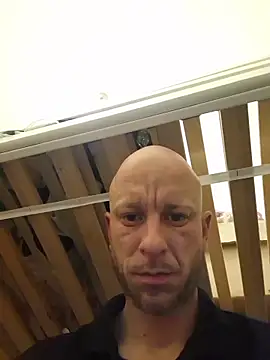 Snapshot of svenpfeifer chatting on February 2026 12:42:02 AM svenpfeifer online show from February 2026 12:42:02 AM