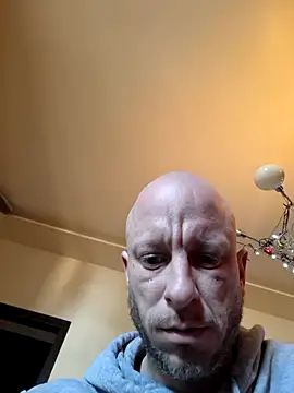 Snapshot of svenpfeifer chatting on February 2026 09:19:02 AM svenpfeifer online show from February 2026 09:19:02 AM