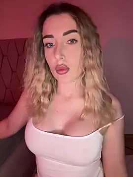 -IrisDiamond- online show from March 2026 04:32:02 PM