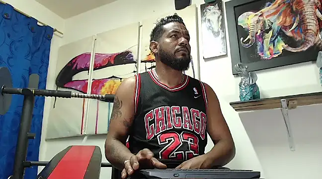 BladeFoxxx1 online show from March 2025 04:12:01 PM