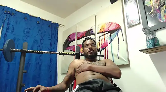 BladeFoxxx1 online show from March 2025 12:33:02 PM