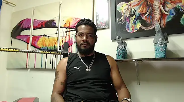 BladeFoxxx1 online show from March 2025 03:21:02 AM