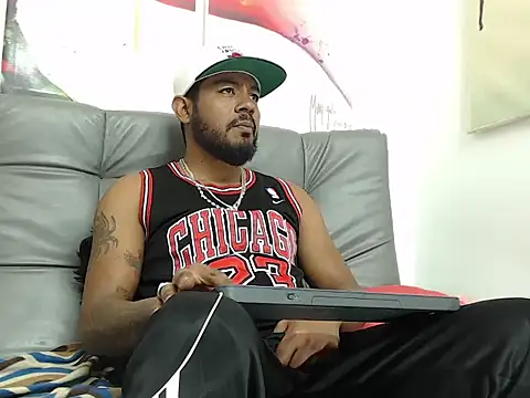 BladeFoxxx1 online show from September 2025 09:14:02 AM