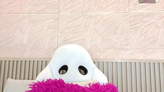 Gaviluc  online show from February 2026 12:31:01 PM