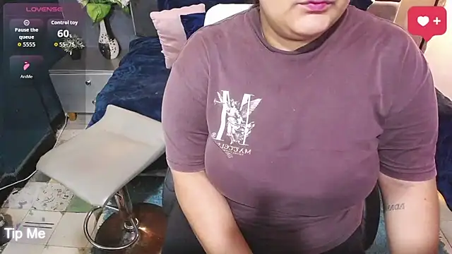 ailyn maury online show from March 2026 01:12:01 AM