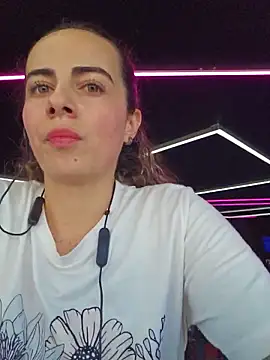 Snapshot of Sairy_ chatting on June 2026 08:25:02 PM Sairy online show from June 2026 08:25:02 PM