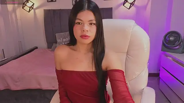 Pretty Johnson  online show from July 2026 03:33:01 AM