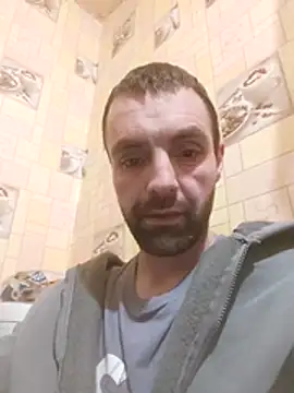 MaksDzubaV online show from October 2025 07:08:01 PM