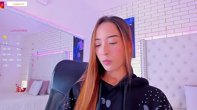 Morggan Fox  online show from April 2026 03:22:01 AM