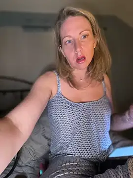 LittleMsMILF online show from March 2026 12:47:02 AM