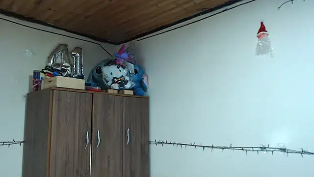 Samanta SS online show from November 2025 03:37:02 AM