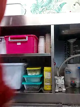 emiliemilf online show from October 2025 05:37:02 PM