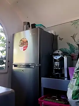 emiliemilf online show from March 2026 07:49:02 PM