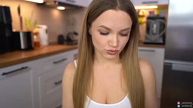 anitaraj  online show from March 2026 09:41:01 PM