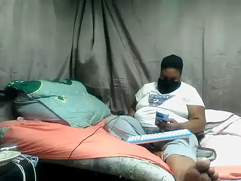 Snapshot of Berrylick chatting on April 2026 07:58:02 AM Berrylick online show from April 2026 07:58:02 AM