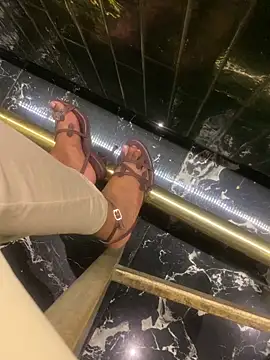 Candy CaneXx online show from April 2026 07:27:01 PM