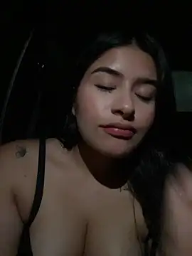 andrea gomes  online show from April 2026 08:02:02 AM