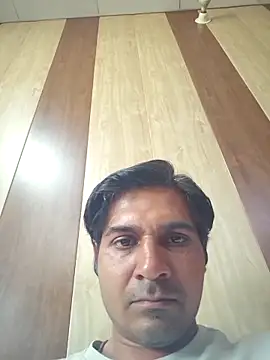 johnny8731 online show from March 2026 05:07:02 AM