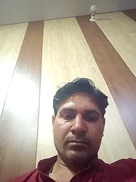 johnny8731 online show from April 2026 02:39:02 PM