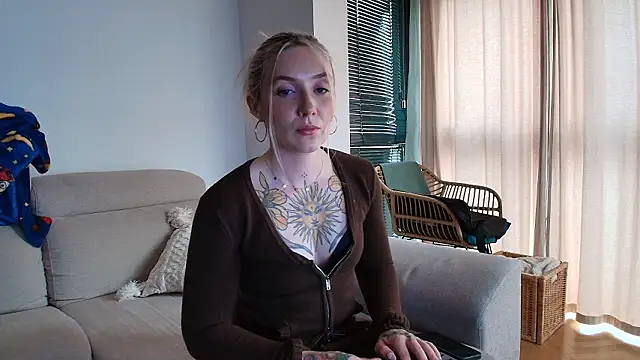 tattoobbgirl online show from March 2026 05:30:01 PM