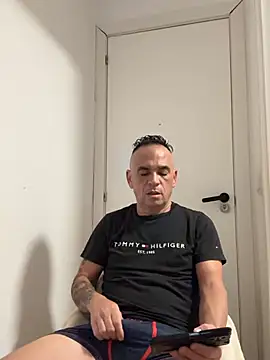 mateocali25 online show from July 2026 02:24:02 PM
