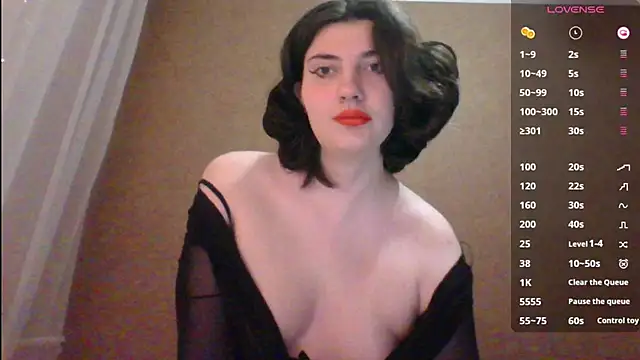 camgirl xxx online show from April 2026 05:18:01 PM