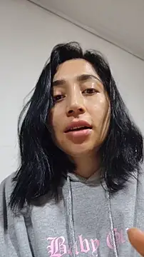 Elowyn online show from June 2026 02:00:01 AM