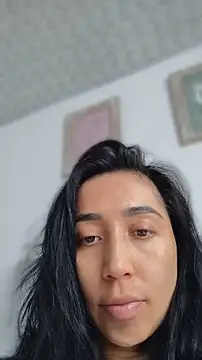 Elowyn online show from July 2026 08:01:01 PM