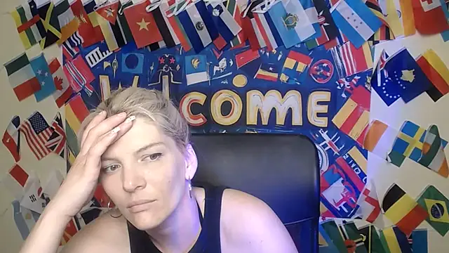 Snapshot of VanessaRey_ chatting on June 2026 06:25:01 AM VanessaRey online show from June 2026 06:25:01 AM