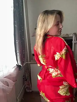 Snapshot of mollygirll chatting on April 2026 01:09:02 PM mollygirll online show from April 2026 01:09:02 PM