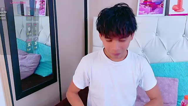 Ethan Westt online show from June 2026 08:43:01 PM