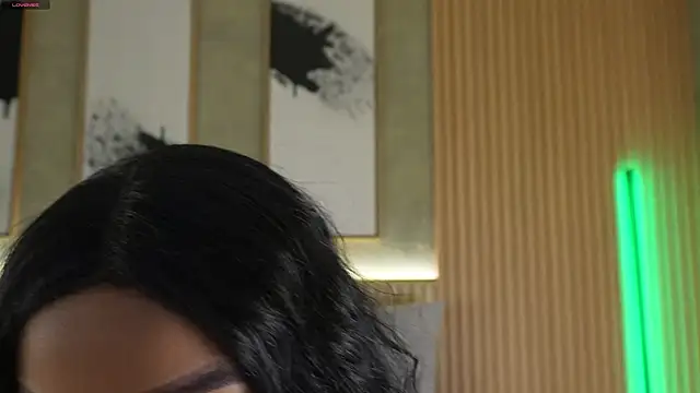 mia lacy  online show from April 2026 12:12:01 PM