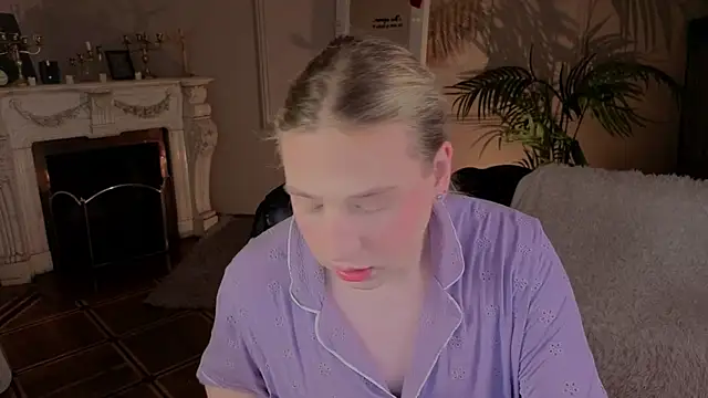 Jes Solar online show from April 2026 10:15:01 PM