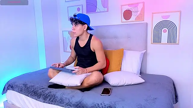 Almiboys online show from July 2026 12:09:02 AM