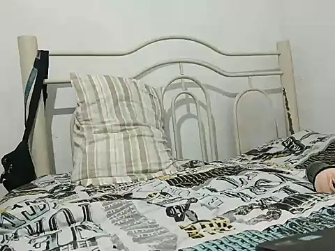 Rogers33 online show from March 2026 03:22:01 AM