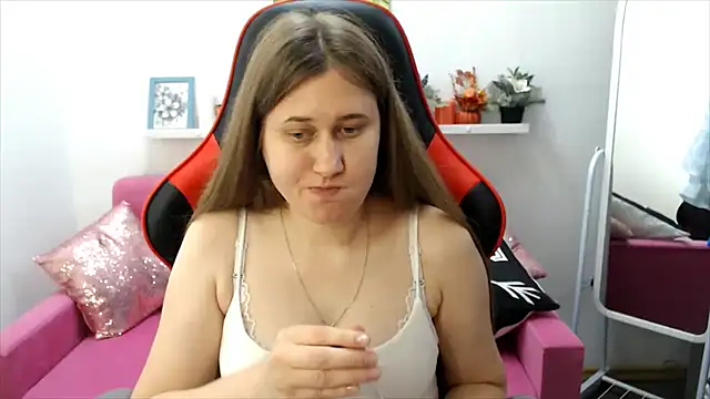 Snapshot of Lucky_Lana chatting on July 2026 02:58:02 AM Lucky Lana online show from July 2026 02:58:02 AM