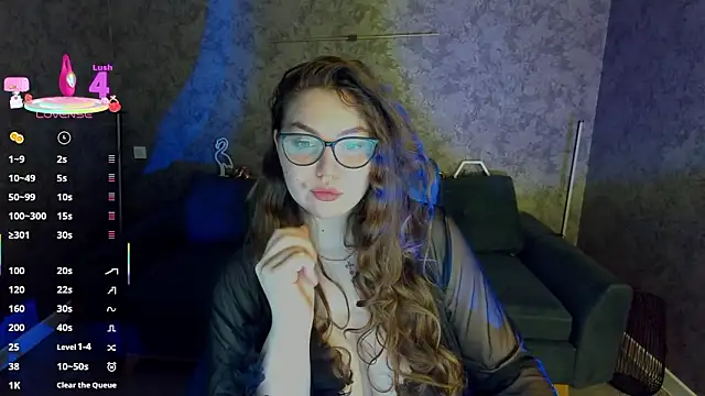 LuxSopphia online show from March 2026 08:15:01 PM