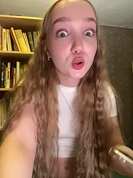 bambi lu online show from April 2026 06:33:02 PM