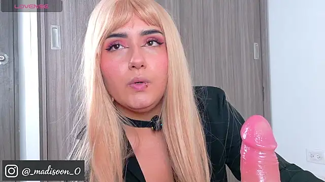 mady malkovax online show from April 2026 08:02:01 PM