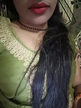 Snapshot of Eshwari_Chopra chatting on July 2026 03:09:02 AM Eshwari Chopra online show from July 2026 03:09:02 AM